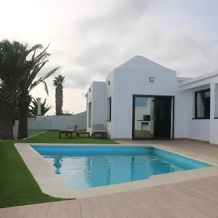 Villa Dario En Nazaret Buitenkant foto