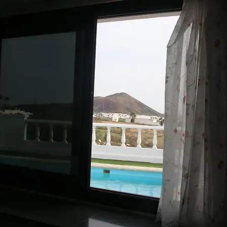 Villa Dario En Nazaret Buitenkant foto